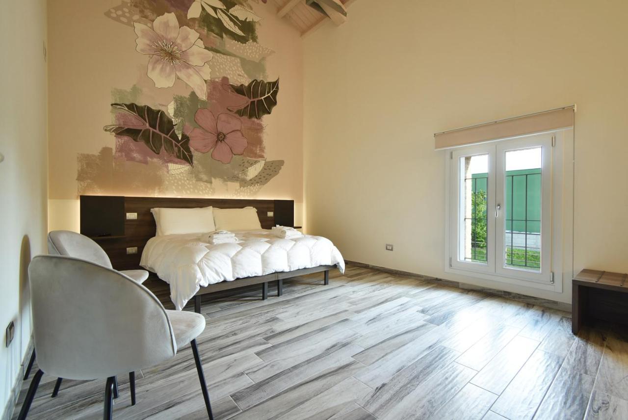 פאדובה Royal Garden Luxury Rooms מראה חיצוני תמונה