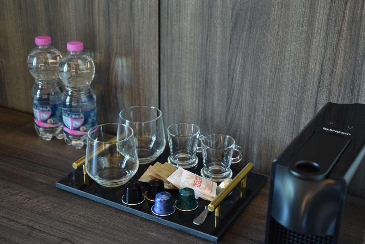 פאדובה Royal Garden Luxury Rooms מראה חיצוני תמונה