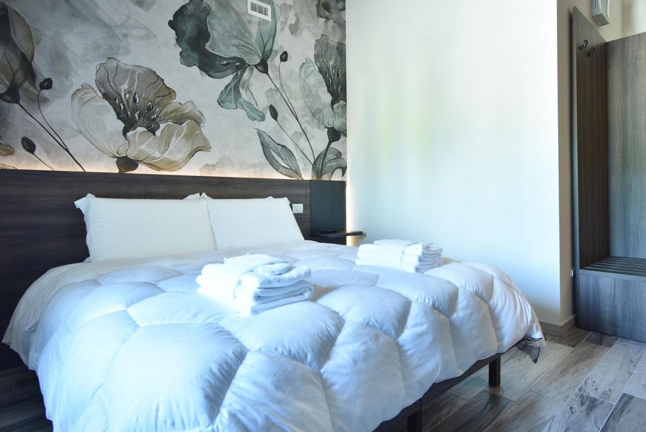 פאדובה Royal Garden Luxury Rooms מראה חיצוני תמונה