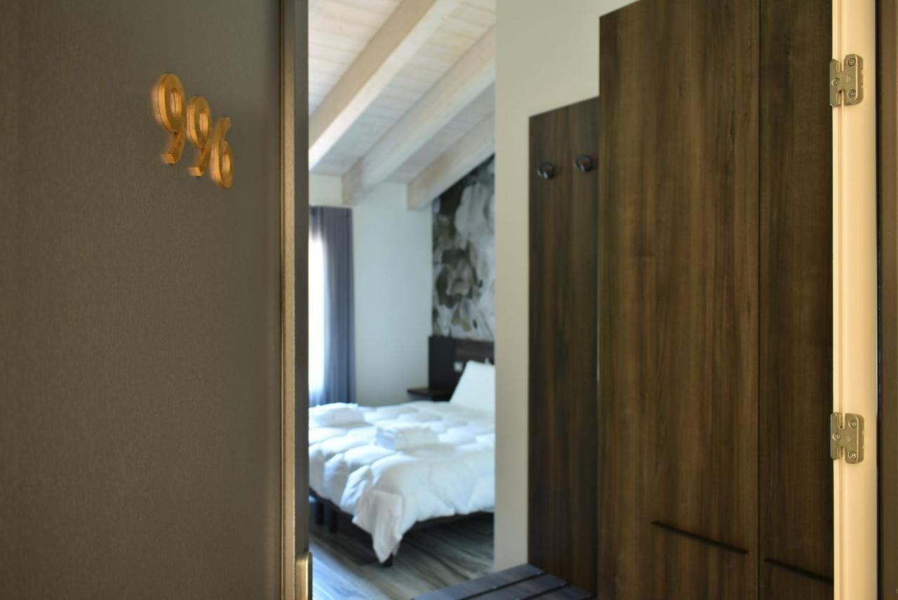 פאדובה Royal Garden Luxury Rooms מראה חיצוני תמונה