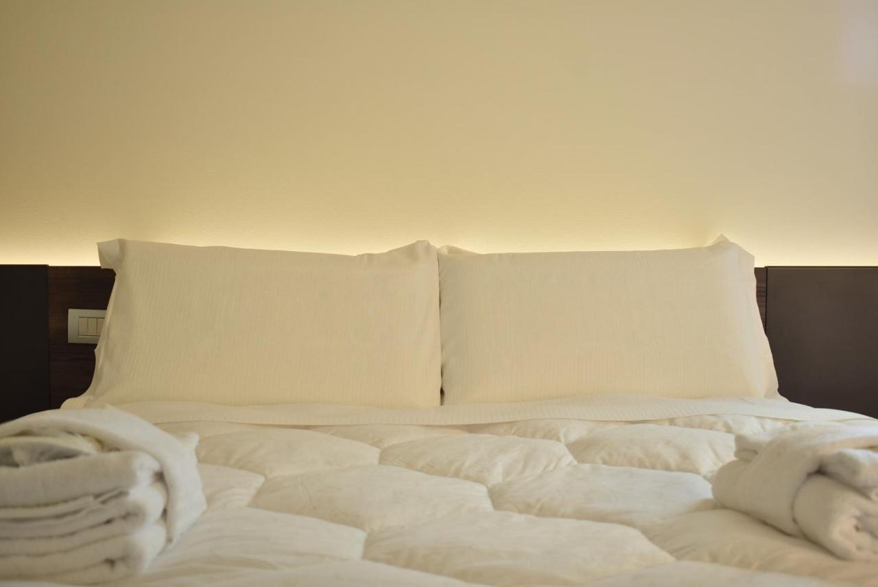פאדובה Royal Garden Luxury Rooms מראה חיצוני תמונה