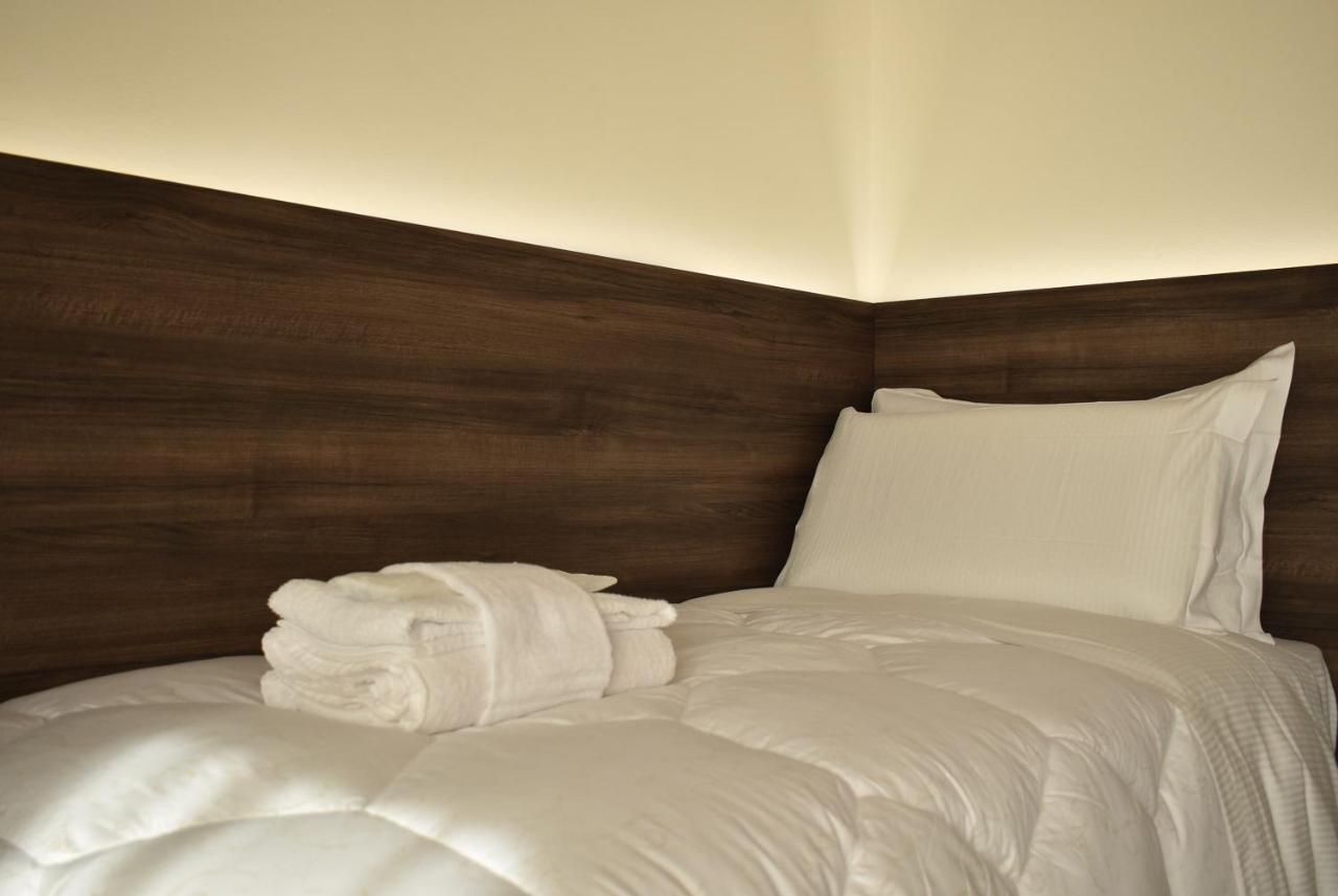 פאדובה Royal Garden Luxury Rooms מראה חיצוני תמונה