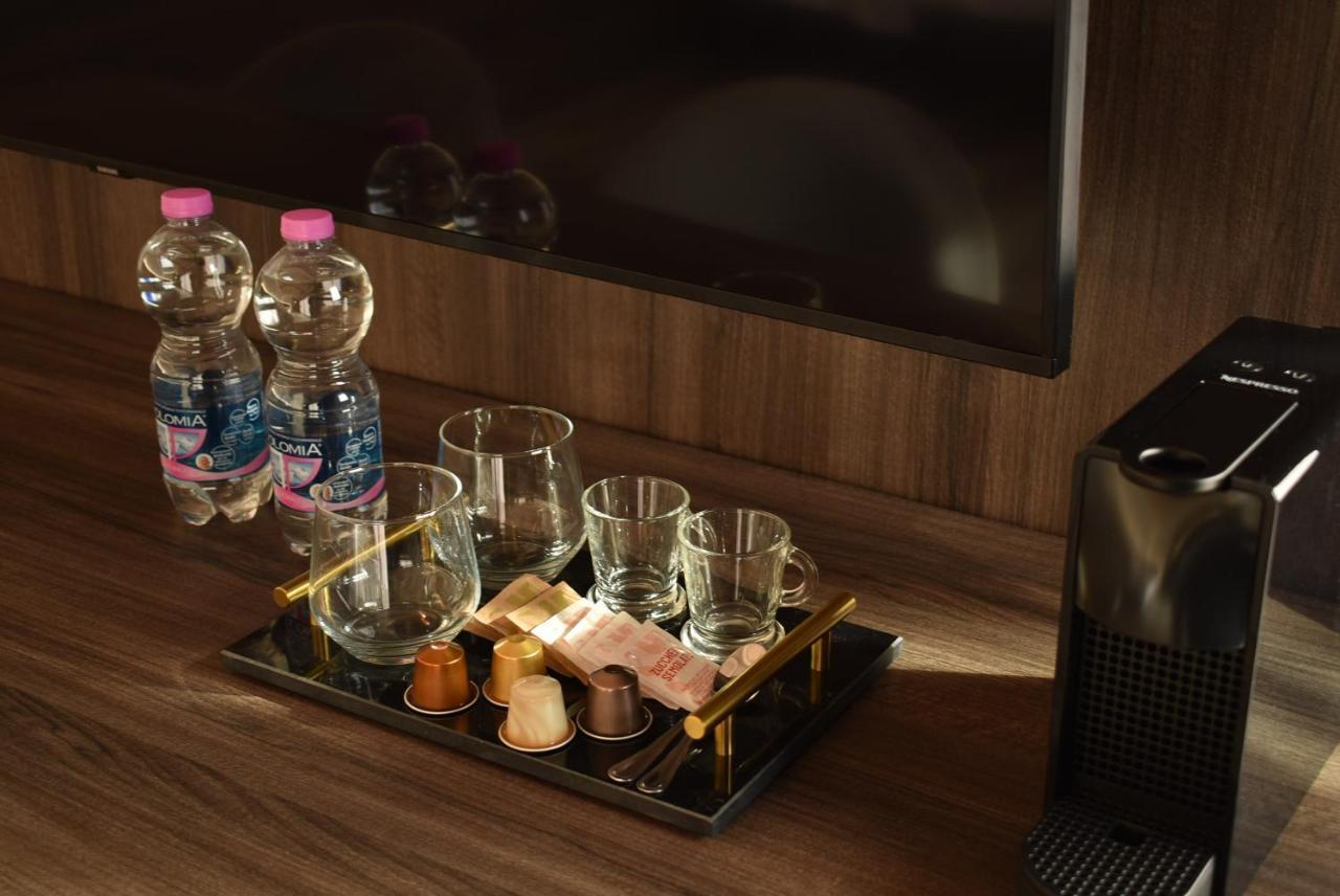 פאדובה Royal Garden Luxury Rooms מראה חיצוני תמונה